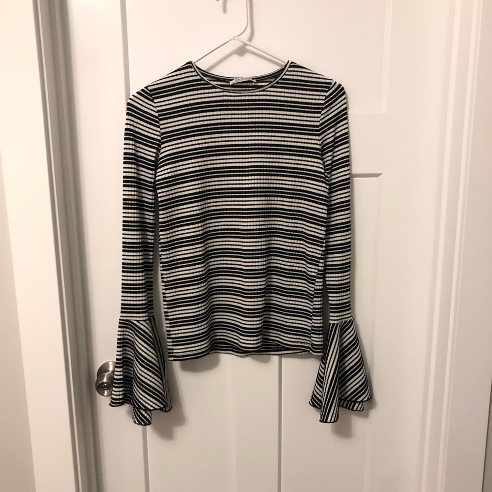 Zara stripe blouse flowy sleeves size S